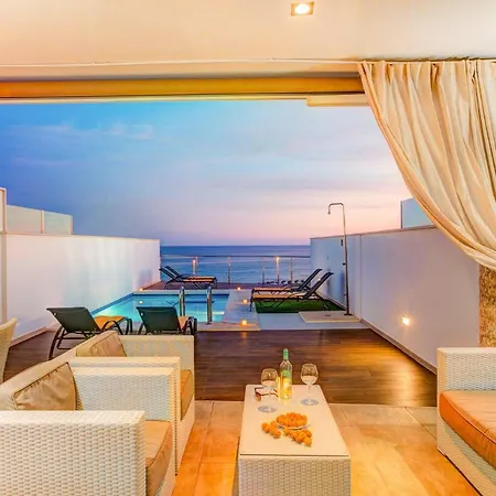 Vila Ancla Sea View By
